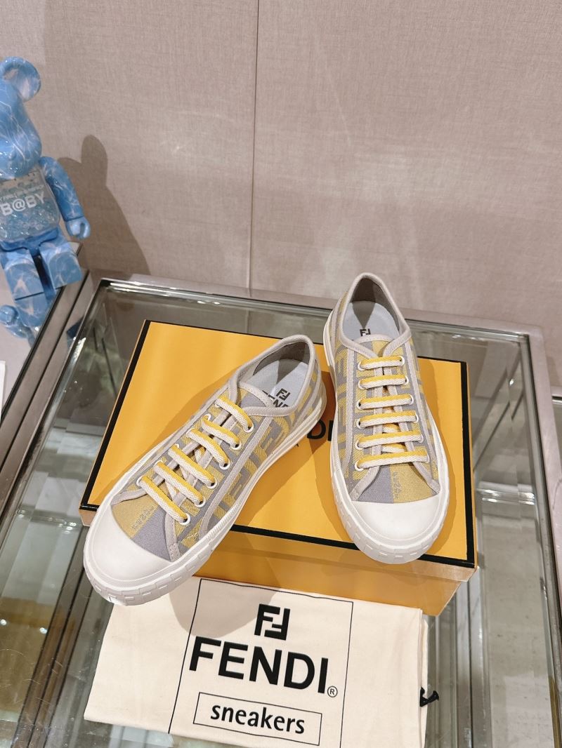 Fendi Low Shoes